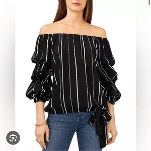 Vince Camuto NWT 2X black/white off the shoulder top
